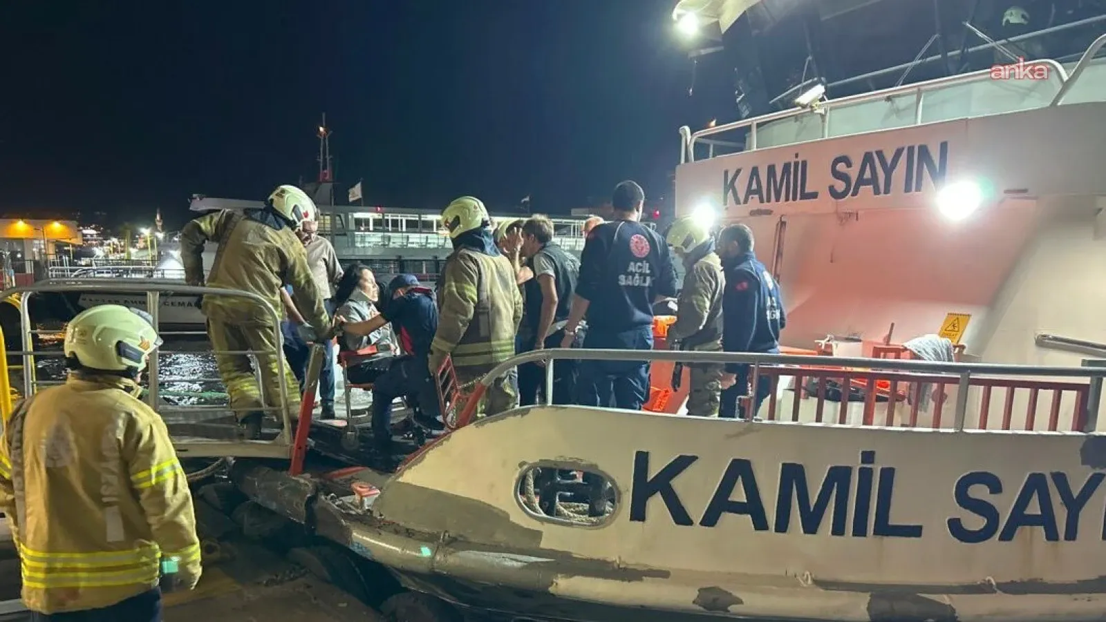 GÜNDEM Boğazdaki kazaya ilişkin İstanbul Valiliği’nden açıklama geldi: Şehirlerarası yolcu gemisi ile Dentur teknesi çarpıştı 8 yolcu yaralandı