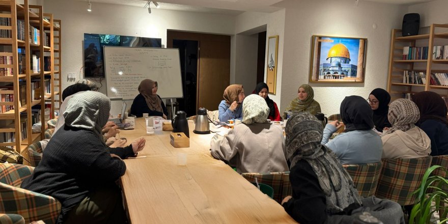 Özgür-Der kız öğrenci seminerleri başladı