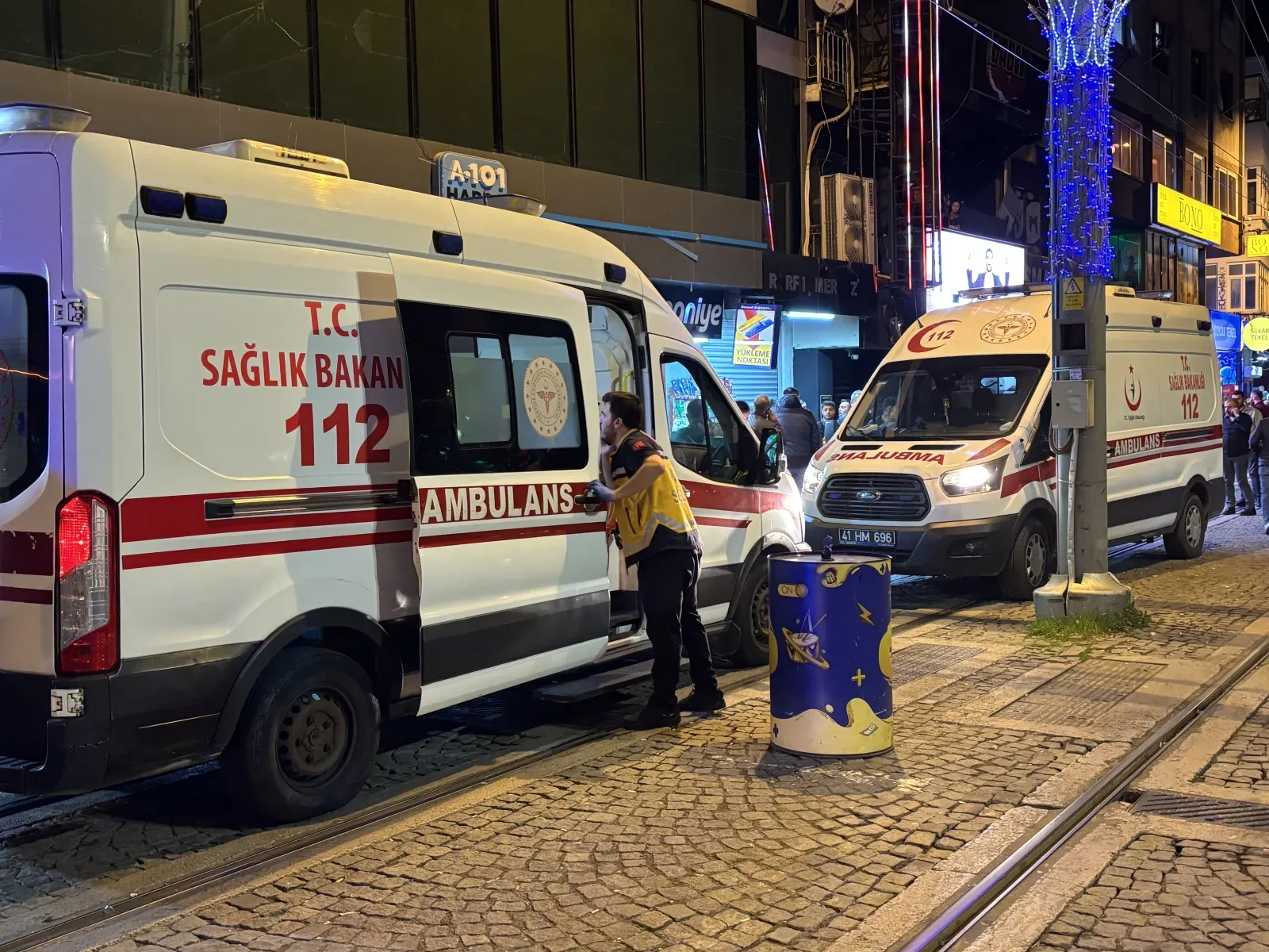 Kocaeli’de Silahlı Kavga: İki Yaralı Kocaeli’de Silahlı Kavga: İki Yaralı