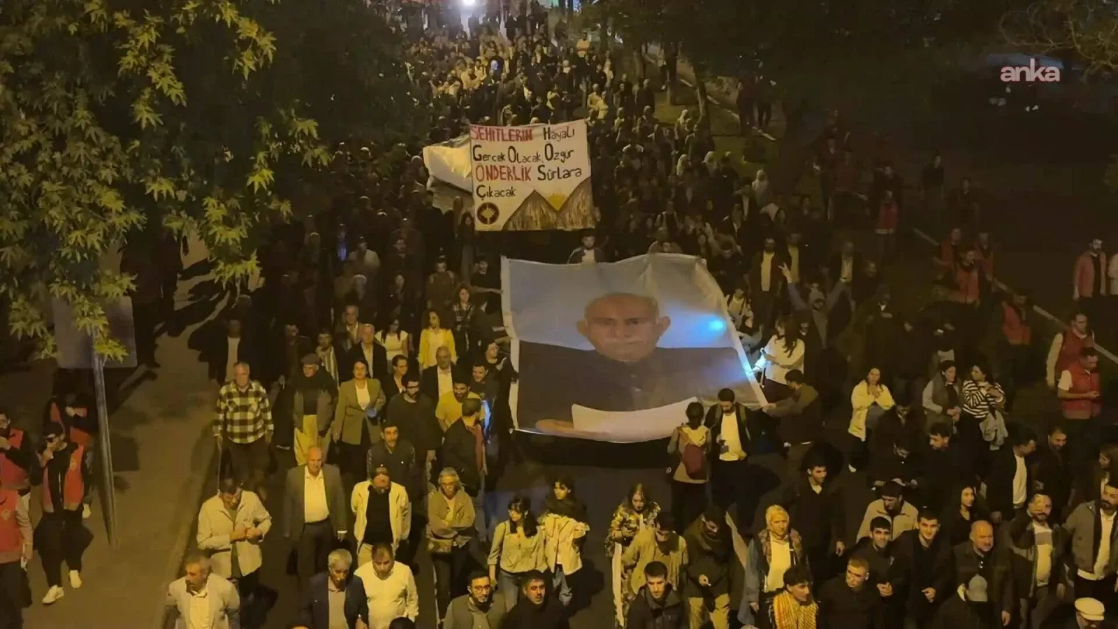 Diyarbakır’da Öcalan’a Yürüyüşte 6 Kişi Tutuklandı