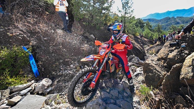 Sea To Sky Enduro Motosiklet Yarışı’nın Orman Etabı’nda lider Manuel Lettenbichler
