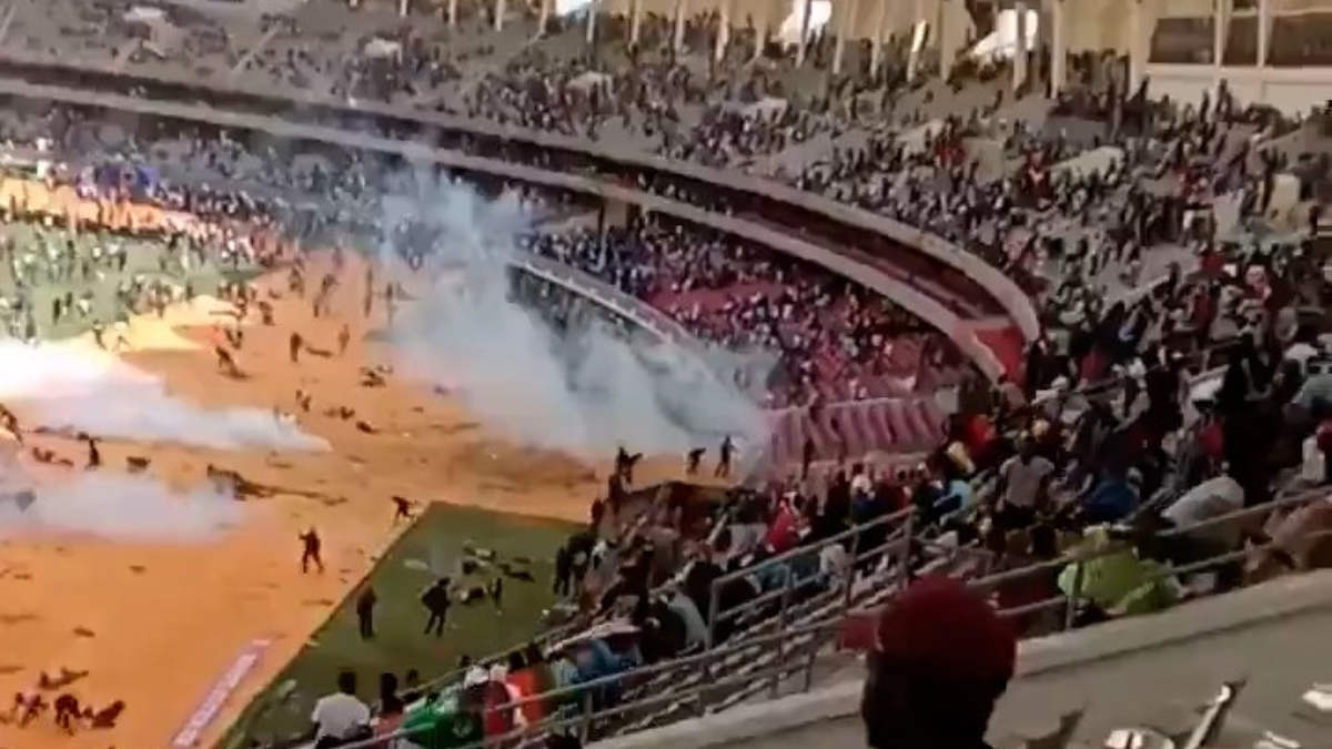 Kenya’da Raila Odinga’nın cenazesinde olaylar çıktı Kenya’da Raila Odinga’nın cenazesinde olaylar çıktı