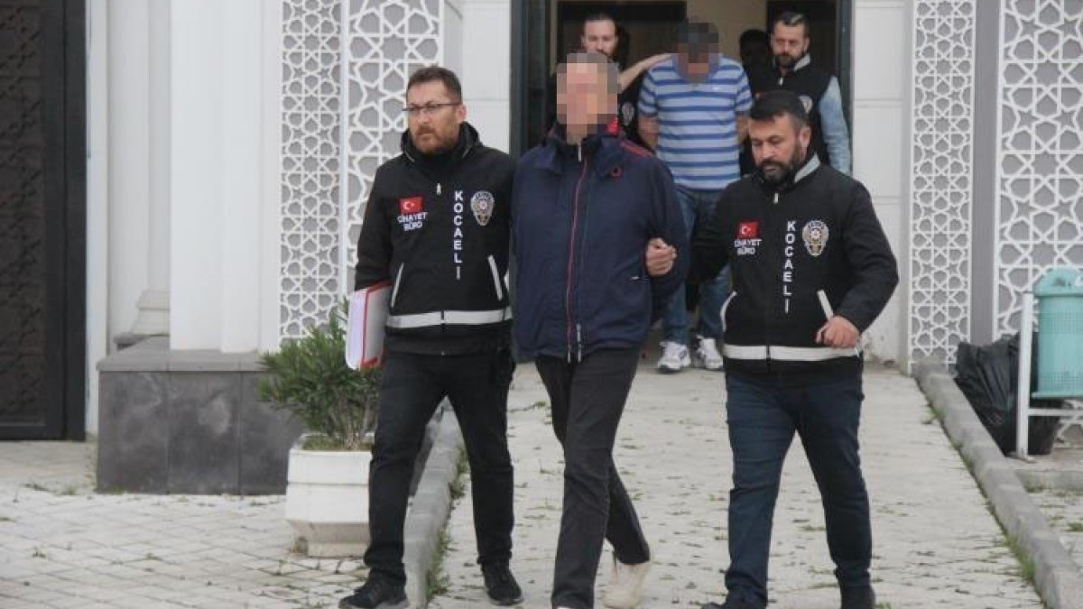 Kocaeli’de Halıcı Cinayeti Davasında Karar Açıklandı Kocaeli’de Halıcı Cinayeti Davasında Karar Açıklandı
