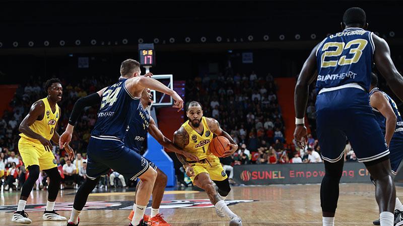 Mersin Spor, Karditsa Iaponik’i 81-73 Yendi Mersin Spor, Karditsa Iaponik’i 81-73 Yendi