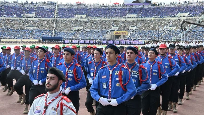 Hizbullah, 70 Bin İzci ile Beyrut’ta Etkinlik Düzenledi Hizbullah, 70 Bin İzci ile Beyrut’ta Etkinlik Düzenledi