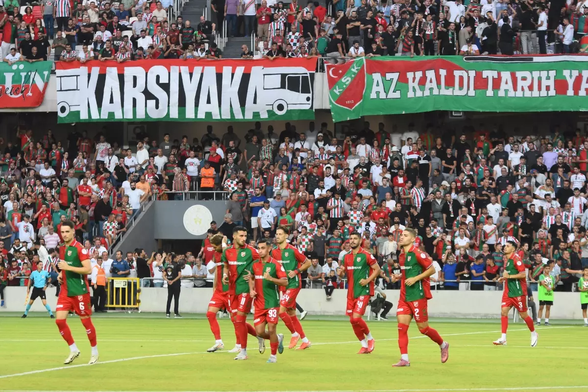 Karşıyaka, Çoruhlu FK ile Sahaya Çıkıyor Karşıyaka, Çoruhlu FK ile Sahaya Çıkıyor