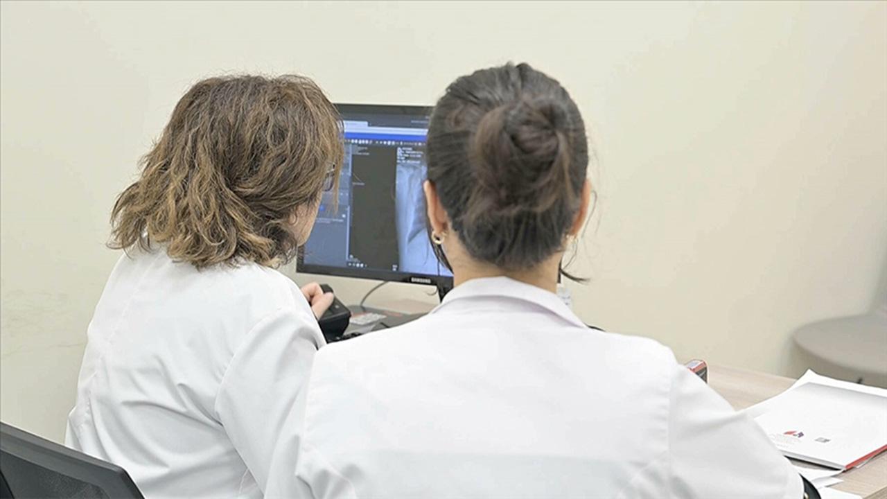 Evden çıkamayan 44 bin hastaya uzaktan muayene hizmeti Evden çıkamayan 44 bin hastaya uzaktan muayene hizmeti