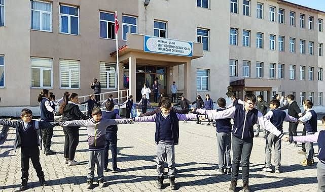 Okullar Depreme Hazır Hale Getiriliyor