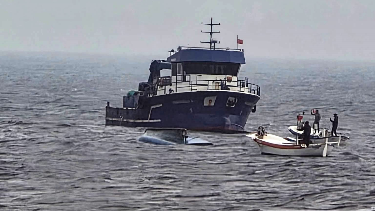 Giresun’da balıkçı teknesi alabora oldu: 1 kişi hayatını