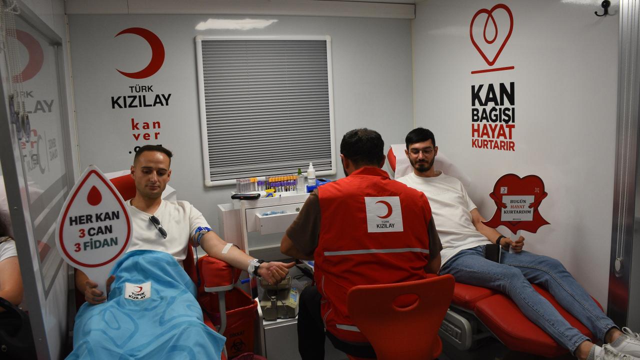 Kan Bağışı: Hayat Kurtarmanın Kolay Yolu Kan Bağışı: Hayat Kurtarmanın Kolay Yolu