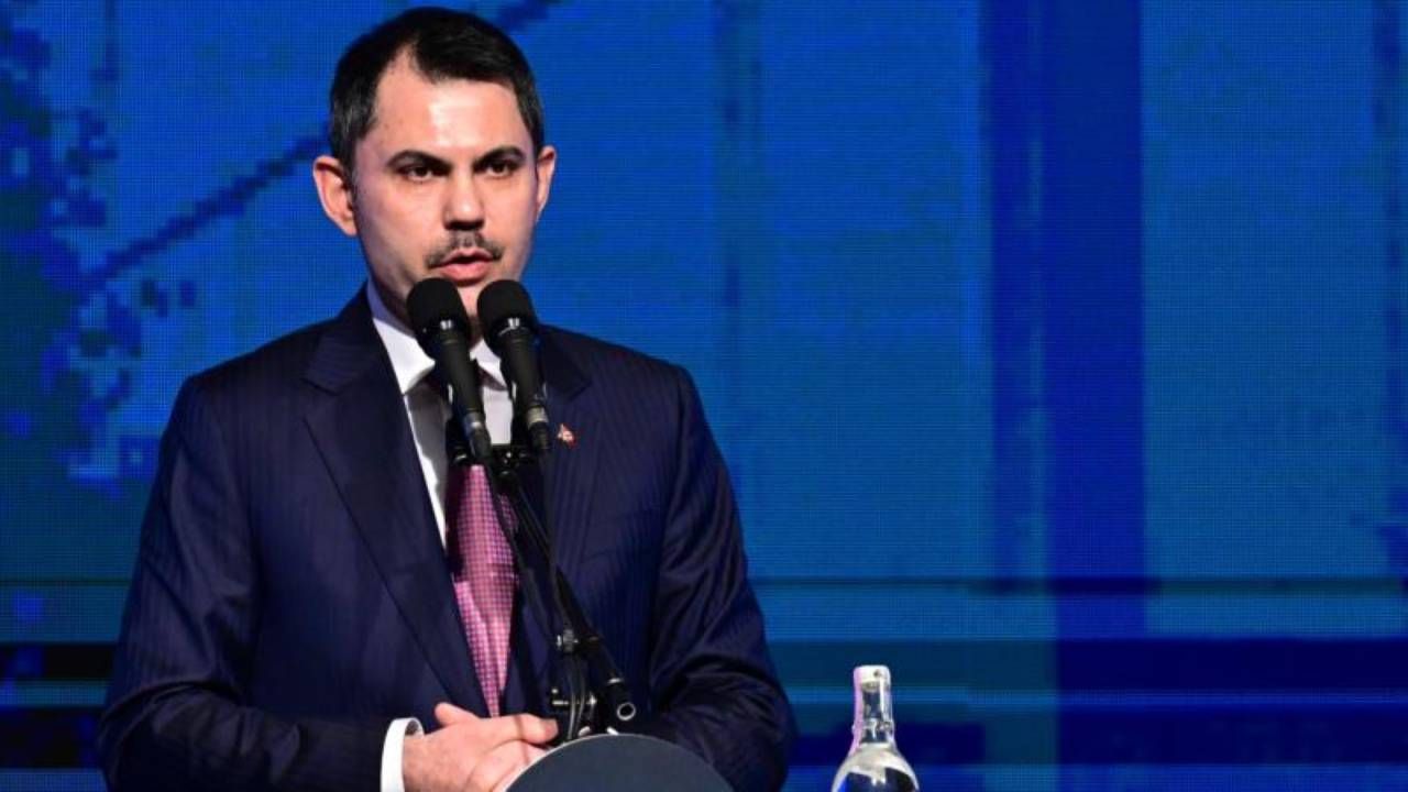 Bakan Murat Kurum, İzmir Depreminde Hayatını Kaybedenleri Bakan Murat Kurum, İzmir Depreminde Hayatını Kaybedenleri